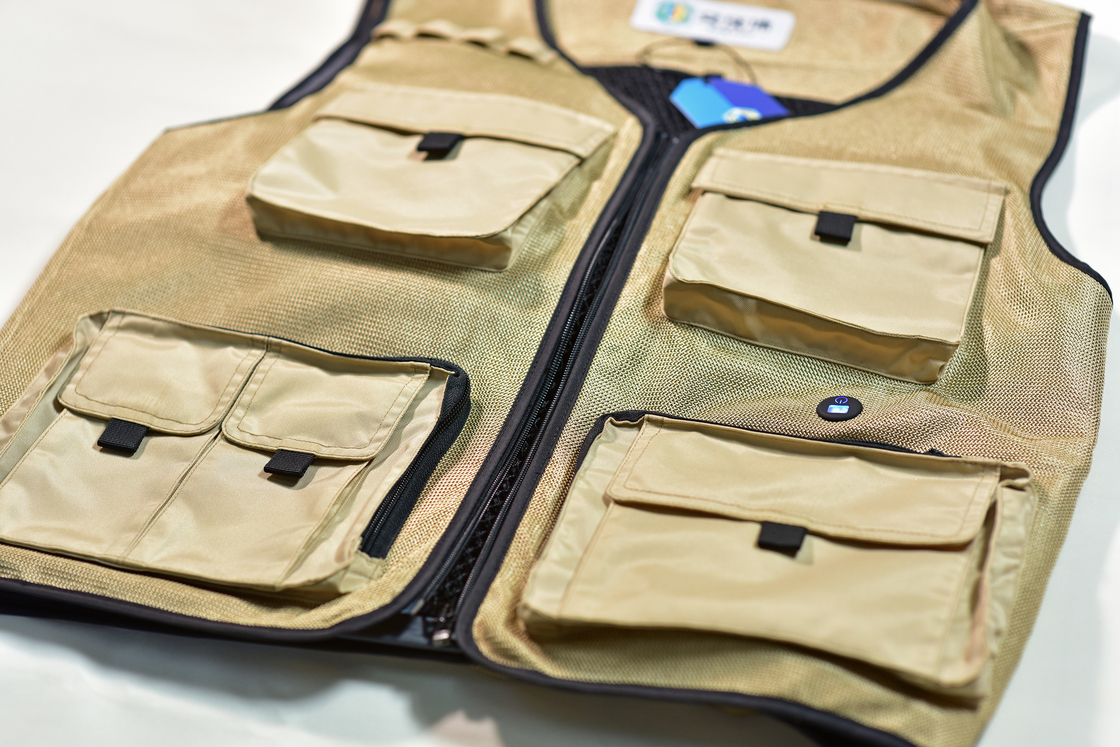 3XL Size Cooling Vest For Photographers And Good None Weaving Method Hot Environment