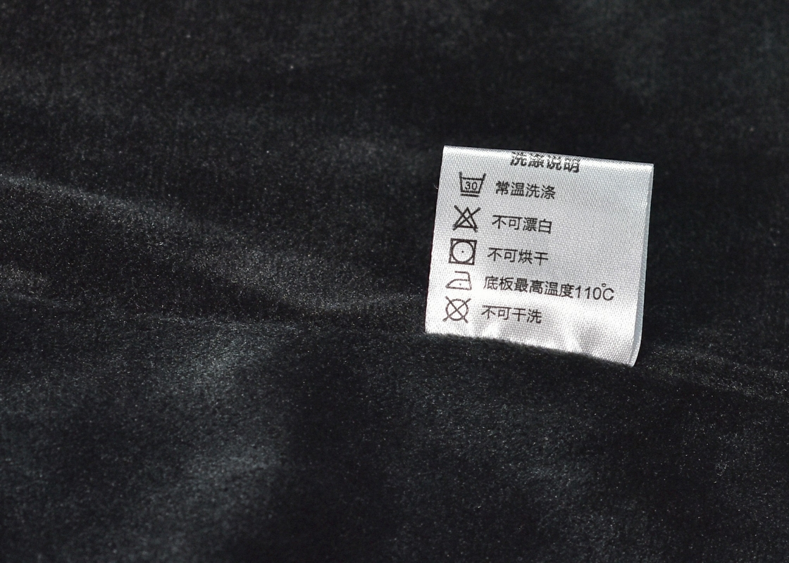 Stay Cozy and Stylish with Our Customized Carbon Fiber USB Heating Vests Winter Season