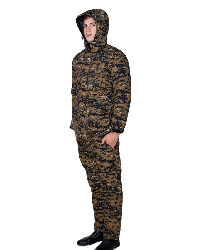 Dyed Processing Type Camouflage Padded Jacket for Winter Outdoor Adventures