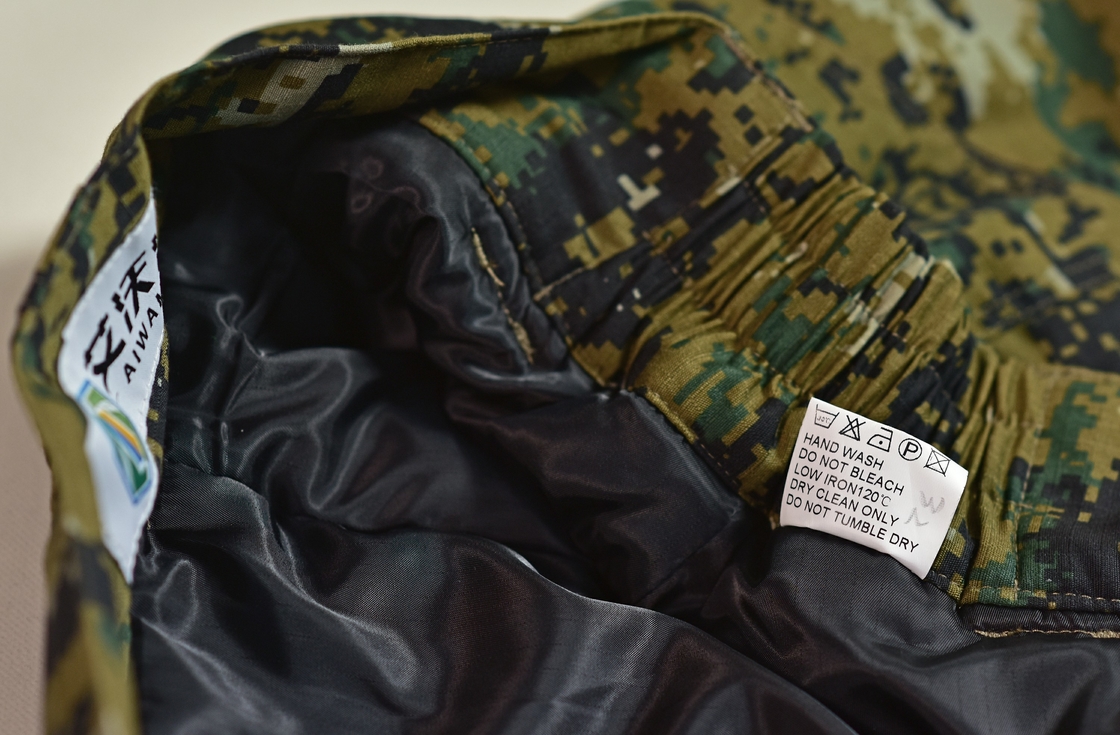 Dyed Processing Type Camouflage Padded Jacket for Winter Outdoor Adventures