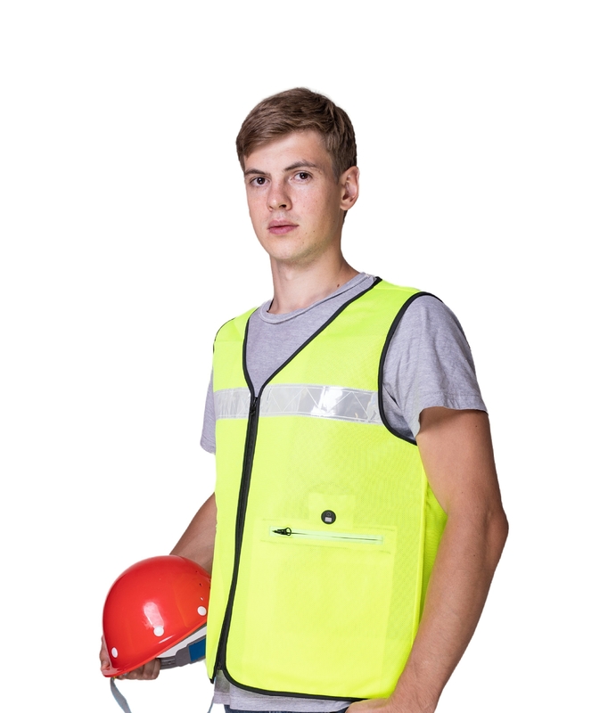 Construction Site Safety Reflective Vest with Water Circulation and Zipper Closure